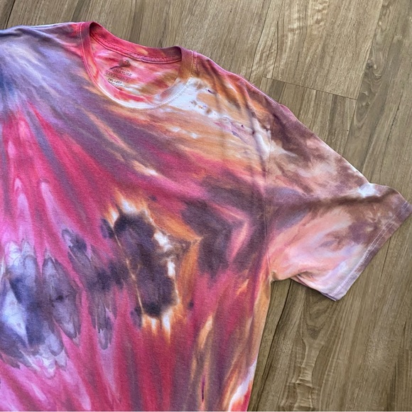 🔥NEW🔥 CUSTOM TIE DYE MEN’S TEE - Picture 3 of 6